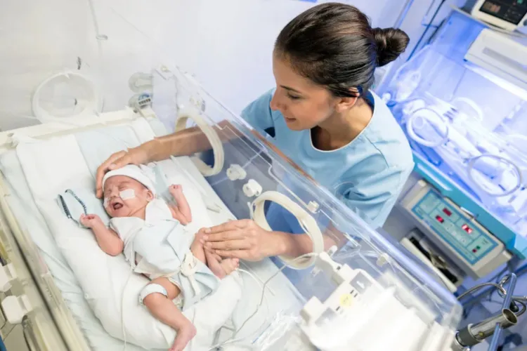 Maternal & Neonatal Care Loni Kalbhor